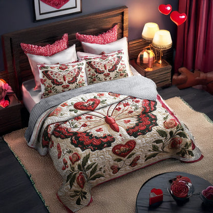 Shineful All Season Quilt 3-Piece Set Charming Love Winged