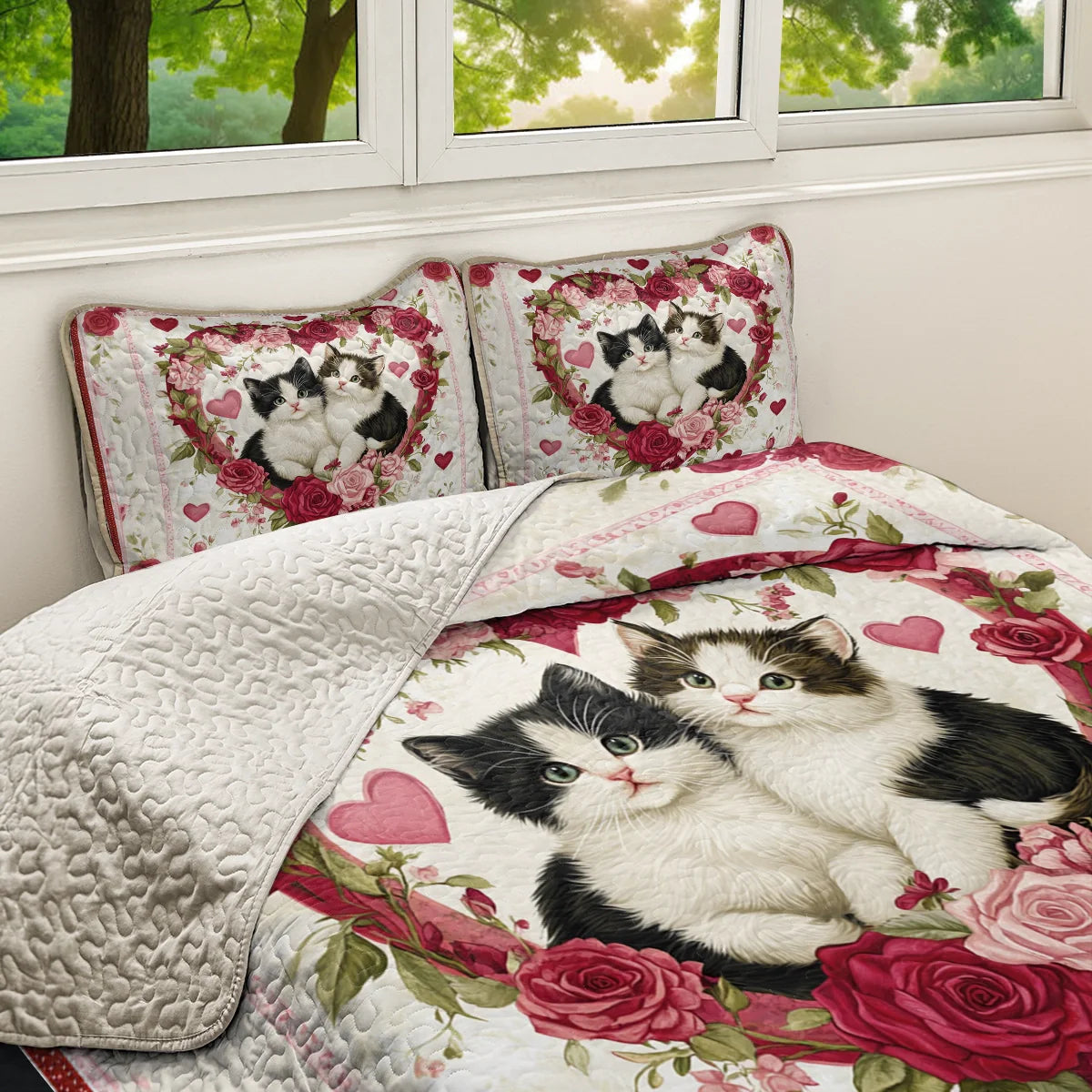 Shineful All Season Quilt 3-Piece Set  Feline Heart Charm