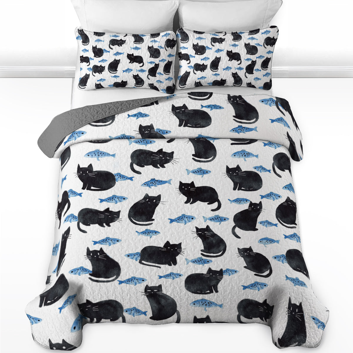 Shineful All Season Quilt 3-Piece Set - Naughty Cat With Fish